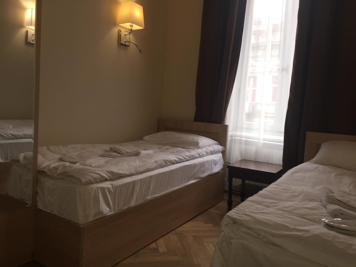 Hotel Nice Tbilisi Bagian luar foto